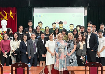 Tiếp và làm việc với Đoàn Trường UITM - Ba Lan